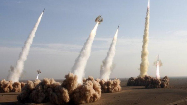 Iran Warns of Wider Conflict as Military Commanders Prepare for Possible Renewed War